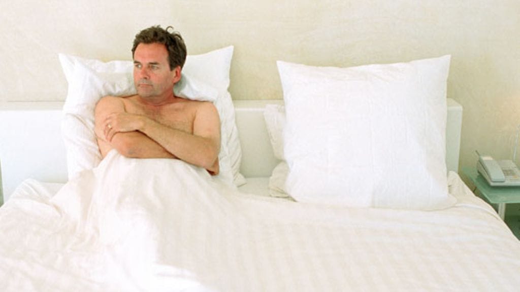 Moni katuu eroa jälkikäteen. Kuvituskuva.