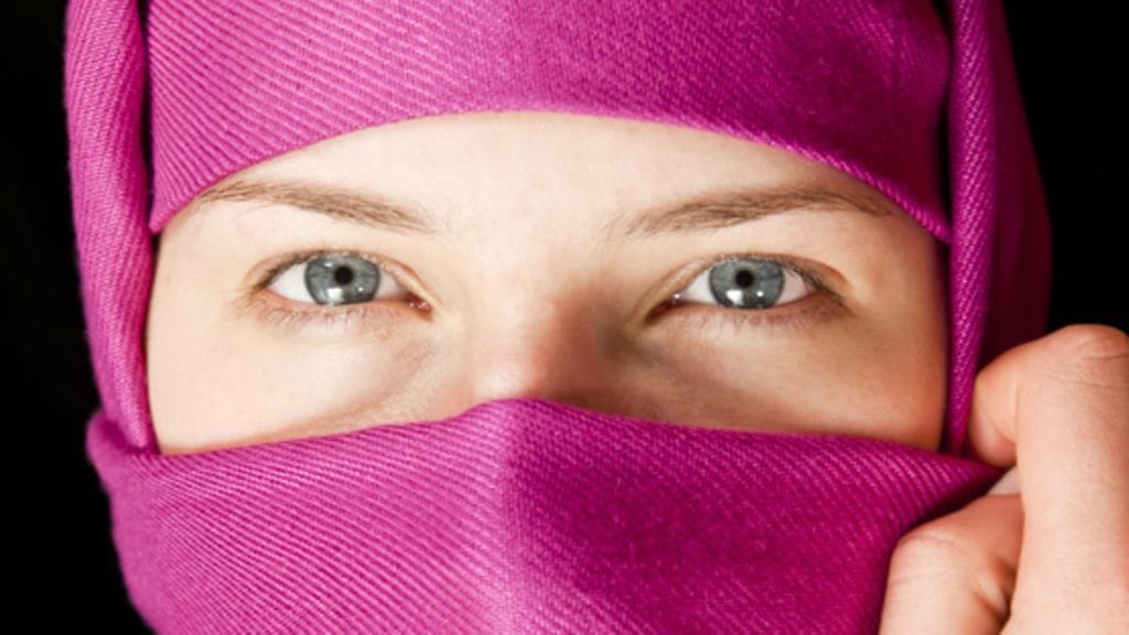 Monikulttuurista suhdetta on syytä tarkastella myös ilman ruusunpunaisia silmälaseja. Kuvituskuva.