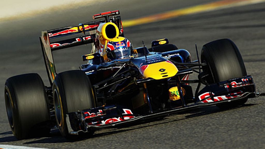 Mark Webber ajaa takasiipi auki