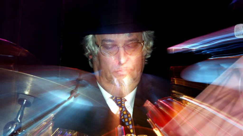 Hasse Wallille musiikki on koti.