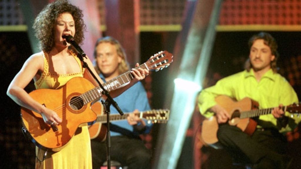Jasmine edusti Suomea Euroviisuissa Oslossa vuonna 1996.