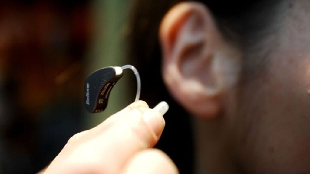 Kuulokojeet ovat nykyisin huomaamattomia.