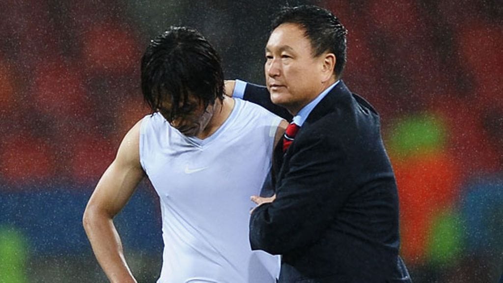 Park Chu-Young ja Huh Jung Moo, kuva: Laurence Griffiths/Getty Images