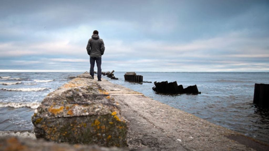 Homeopaatti sanoo, ettei hän hoida tautia, vaan ihmistä. Kuvituskuva.