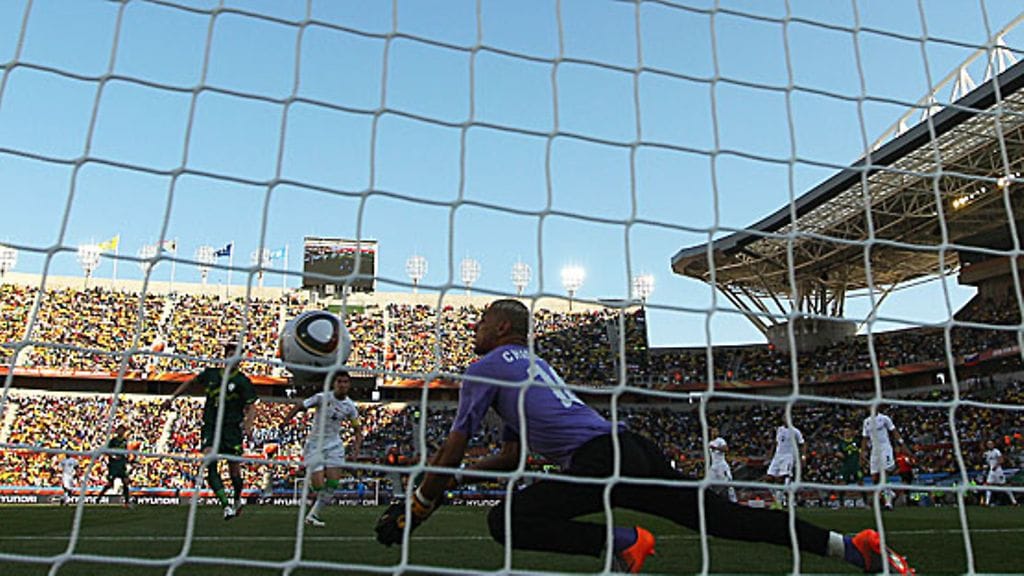 Faouzi Chaouchi haroo tyhjää. Kuva: Cameron Spencer/GETTY.