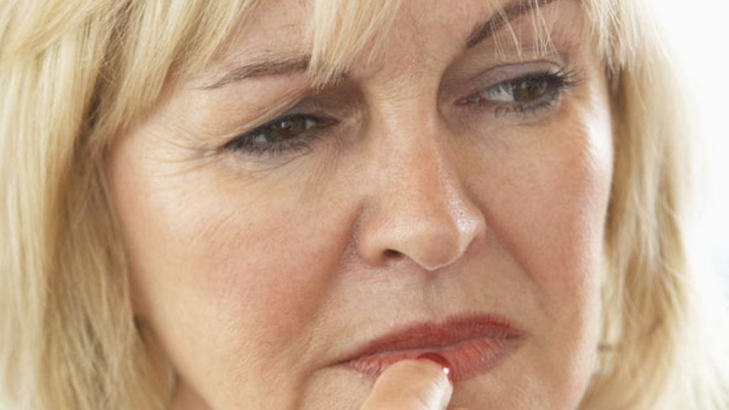 Gynekologi kertoo, että liian harva nainen käyttää hormonihoitoa kuiviin limakalvoihin. Kuvituskuva.