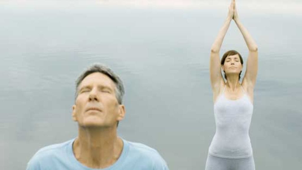 Vain miehille tarkoitettujen joogaryhmien suosio on kasvussa.