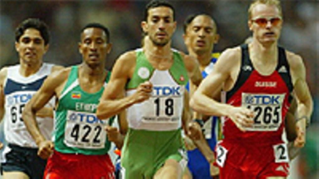 Andre Bucher juoksee 800 metriä, Photo: Mike Hewitt/Getty Images