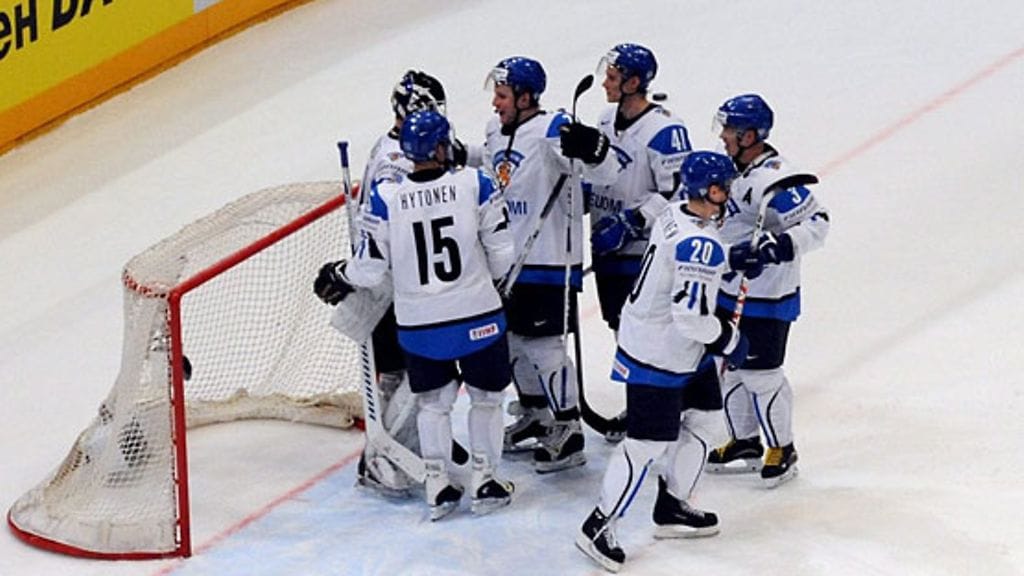 (Kuva: EPA/MAURIZIO GAMBARINI)