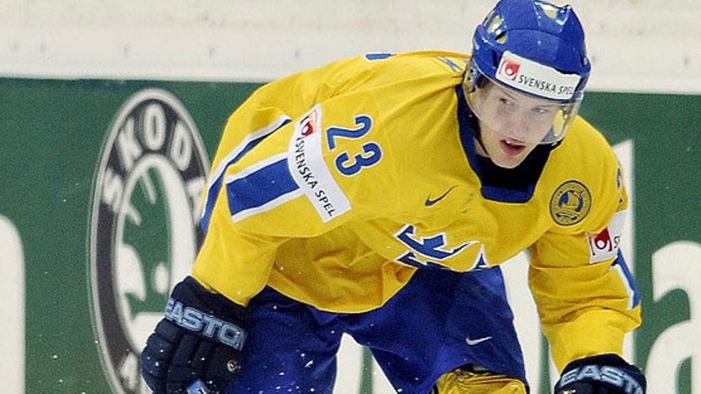 Ruotsin Linus Omark, kuva: EPA/PETER SCHNEIDER