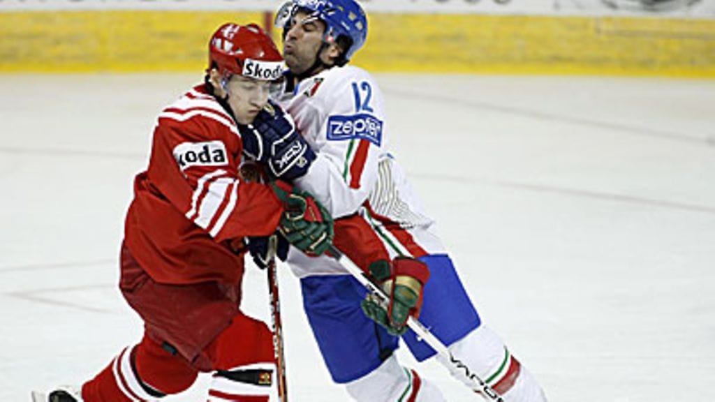 Sergei Zinoviev (oik.), kuva: EPA/CLEMENT ALLARD