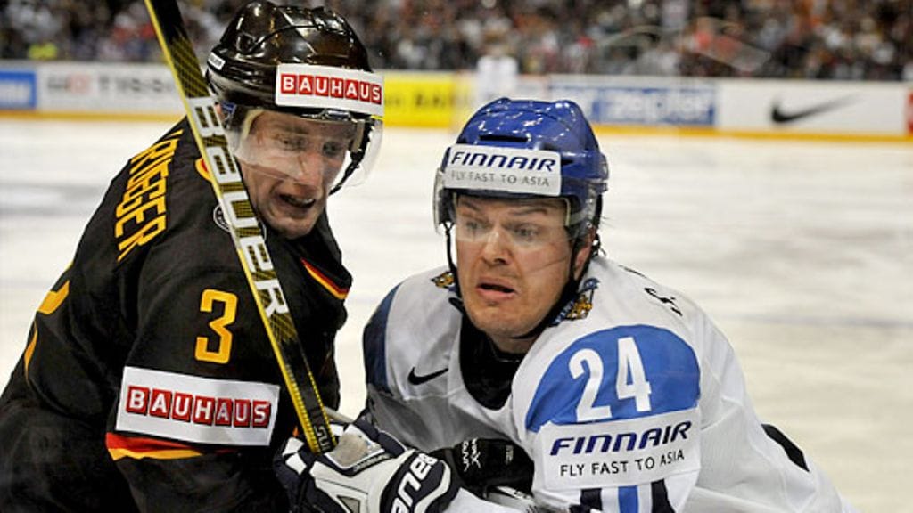 Justin Krueger ja Sami Kapanen (Kuva: Vesa Moilanen/Lehtikuva)