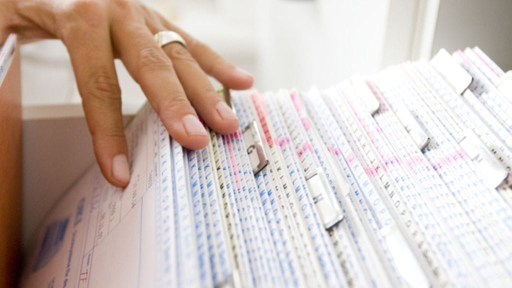 Ihminen rekisteröidään elämänsä aikana useisiin arkistoihin.