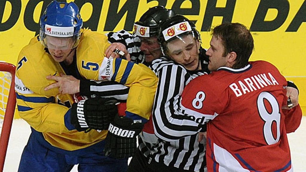 Christian Backman, Michal Barinka, kuva:EPA/Ronald Wittek