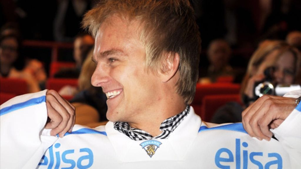 Heikki Kovalainen Leijona-paidassa, 2010. Kuva: LK, Martti Kainulainen, 2010.
