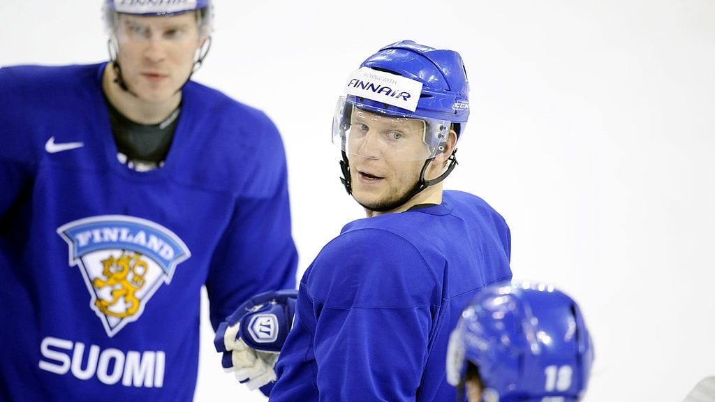 Mikko Koivu ja Anssi Salmela Leijonien harjoituksissa.