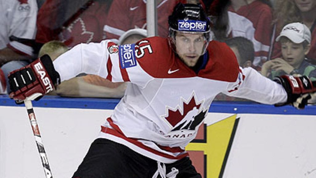 Dany Heatley, kuva: EPA/LYLE STAFFORD