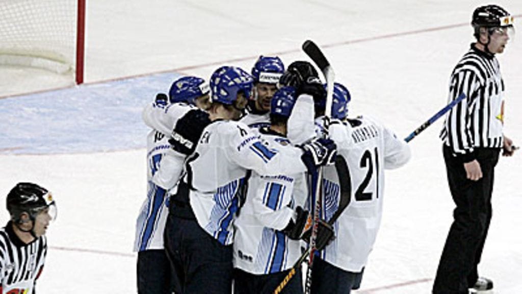 Leijonat juhlii, kuva: EPA/VALDA KALNINA