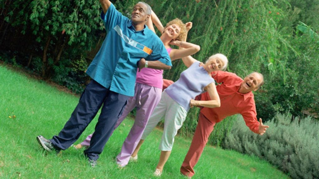 Suuri osa ihmisistä tuntee itsensä ikäistään nuoremmaksi.