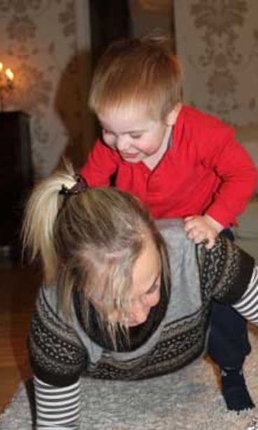 Mummi, leikitään heppaa!