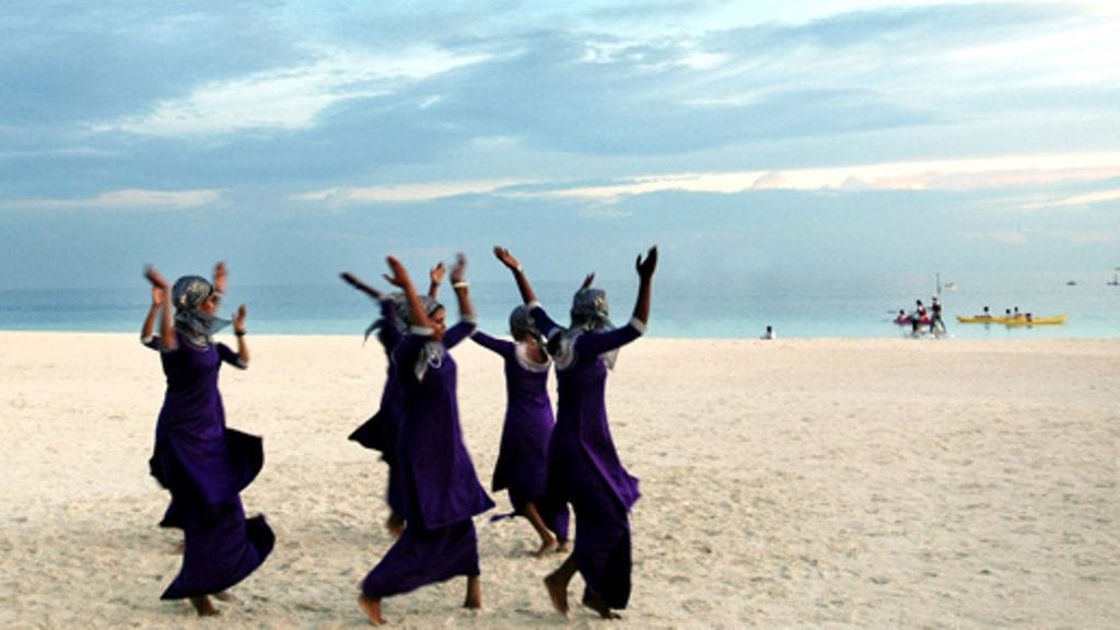 Tanssia Malediiveilla. Kuva: GETTY/AOP/Handout/Handout