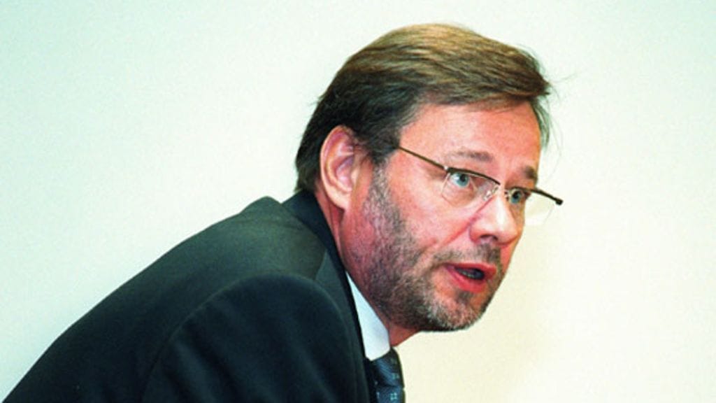 Inhimillisiä tragedioita nähnyt Timo Laukkio sanoo, ettei kyynisyys tee hyvää toimittajaa.