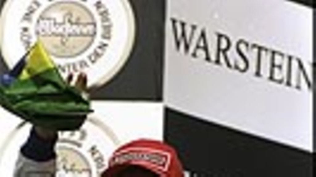 Photo: Michael Cooper