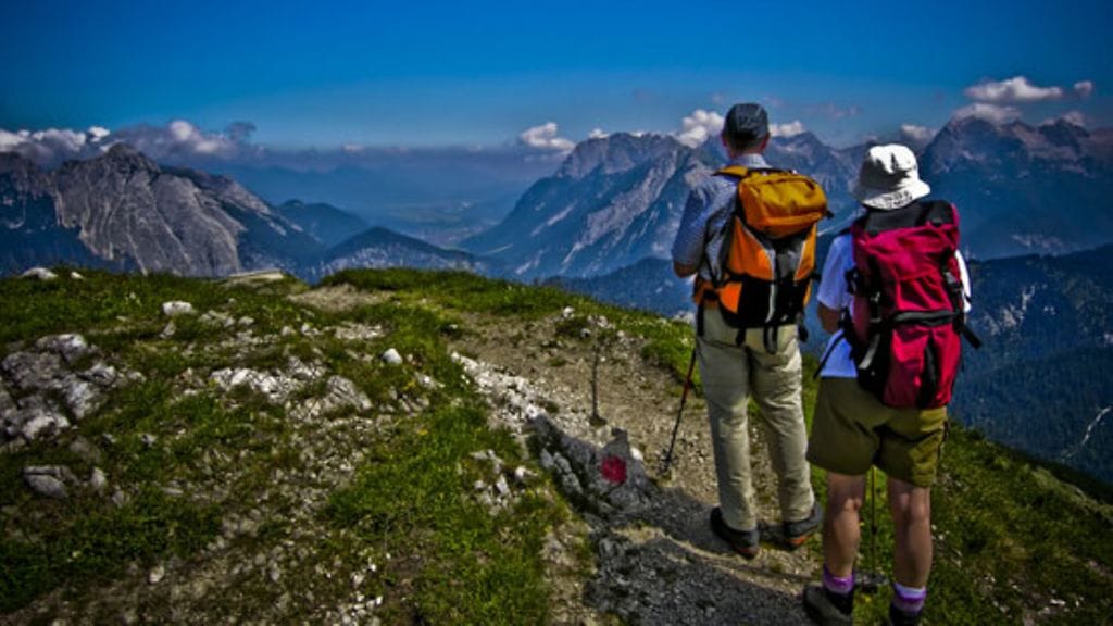 Alpit eivät ehkä ole järkevin kohde aloittelevalle patikoijalle.