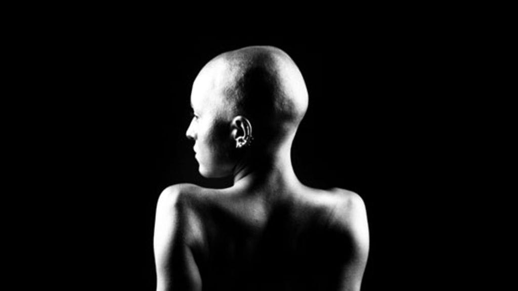 Jotkut väittävät osan avaruusolennoista olevan ulkoisesti lähes ihmisen kaltaisia, osan "harmaita". Kuvituskuva.