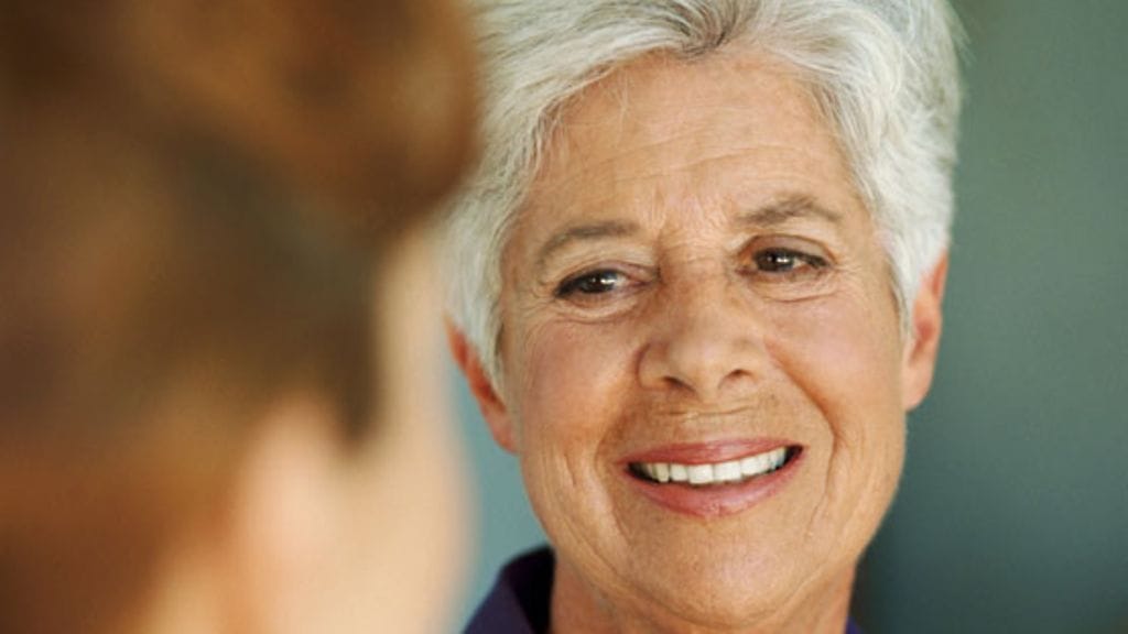 Keskustelukumppanin ilmeitä voi oppia lukemaan. Kuvituskuva.