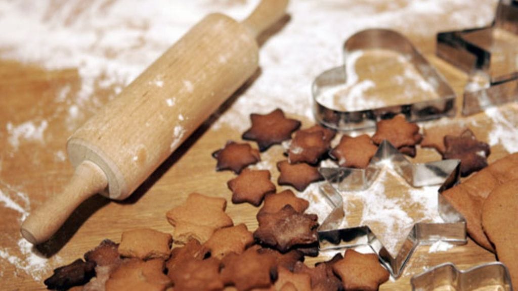 Innokkaimmat alkavat leipomaan pipareita jo näinä päivinä.