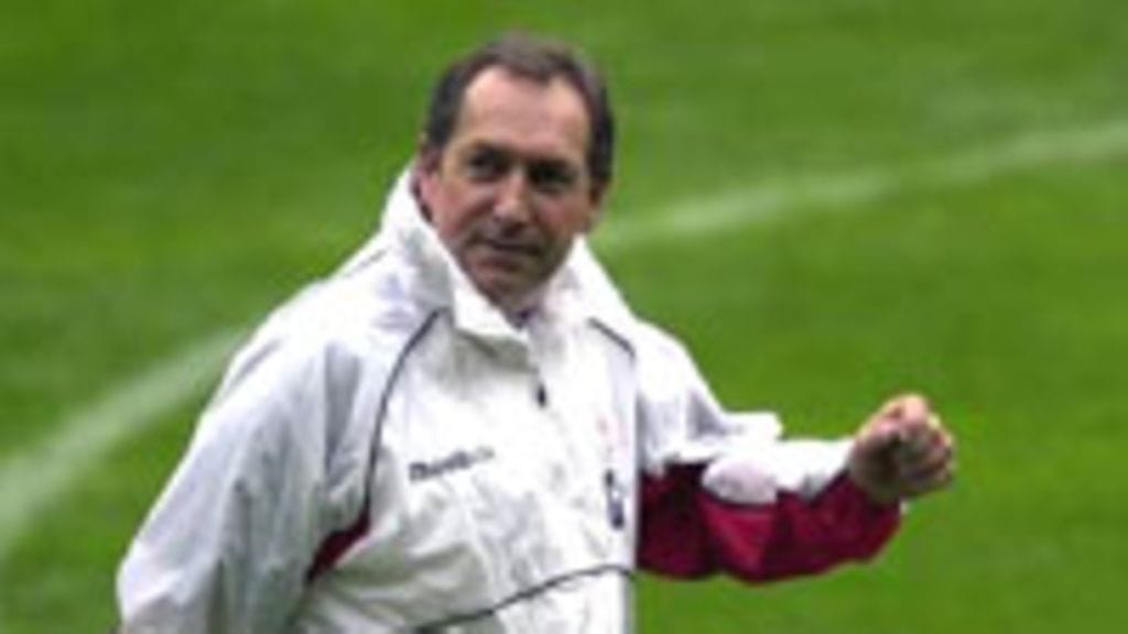 Gerard Houllier (Photo: Clive Brunskill/Allsport)