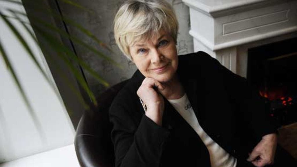 Elisabeth Rehnin kiinnostus yhteiskunnallisiin asioihin heräsi jo lapsuudessa.