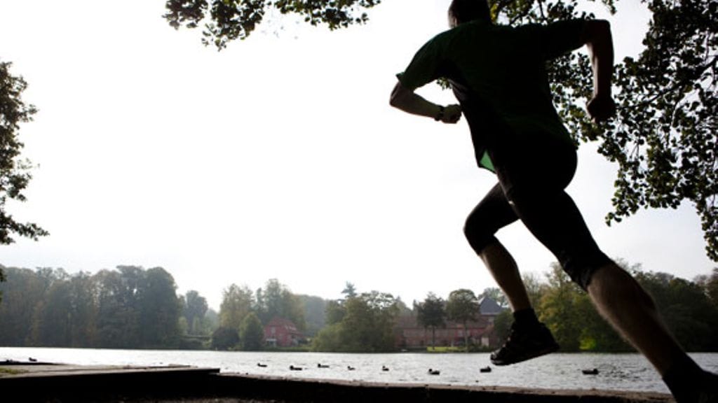 Lääkäri Antti Heikkilä ei stressaa liikunnasta.